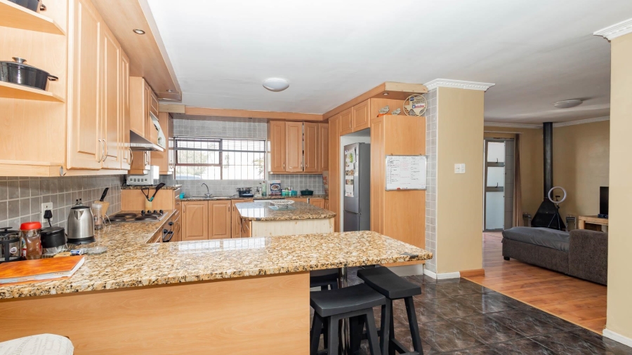 3 Bedroom Property for Sale in Parklands Western Cape